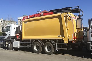 Refuse Collection Vehicle with Crane