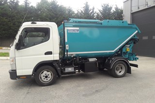 Satalite Tipper for Domestic Waste with Container Lifting